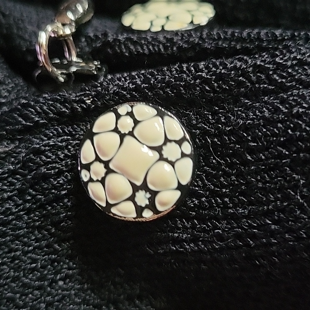 ST. JOHN knit blazer - Picture 7 of 7